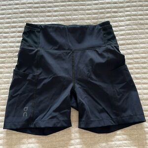 ON Running Sprinter Shorts